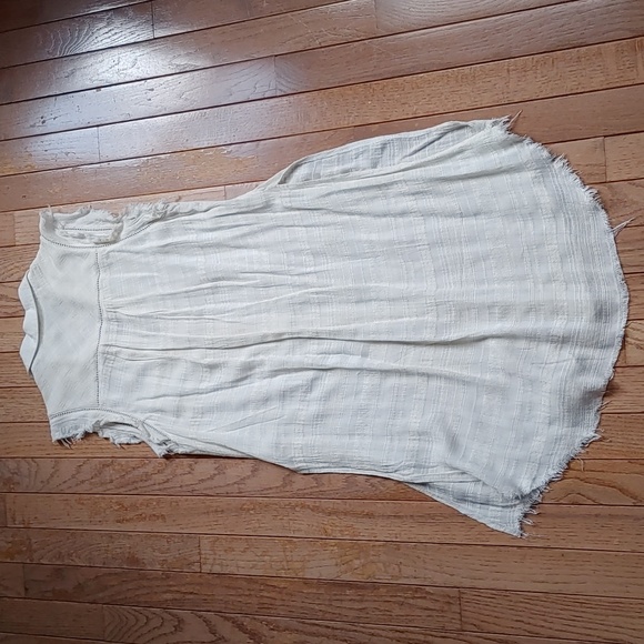 Kimchi Blue Allison Frayed Botton Down Tunic - Picture 7 of 16